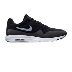 Nike air max sneaker